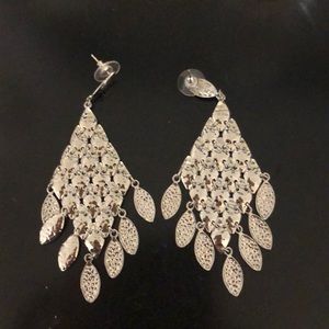Kendra Scott Silver Statement earrings